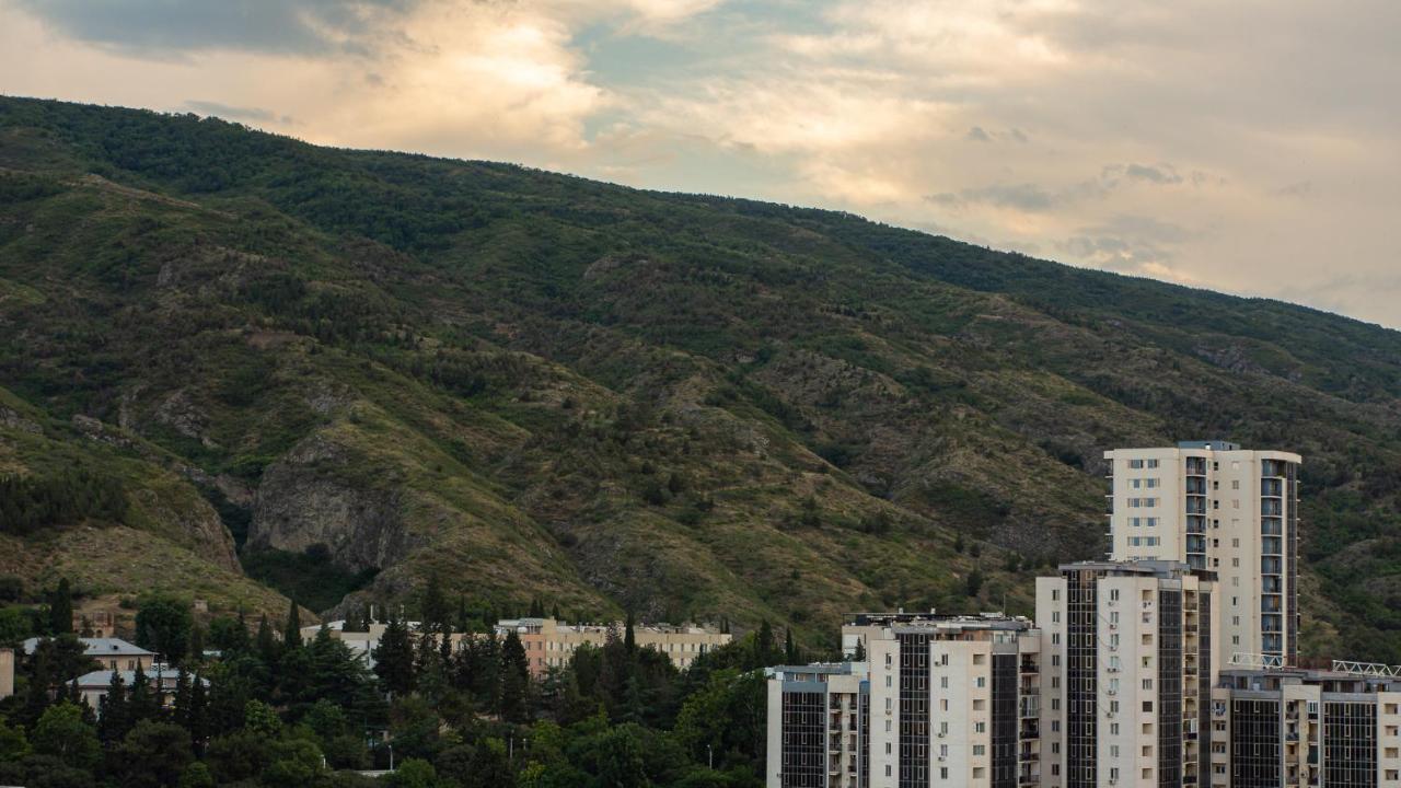 Address Inn Тбилиси Экстерьер фото