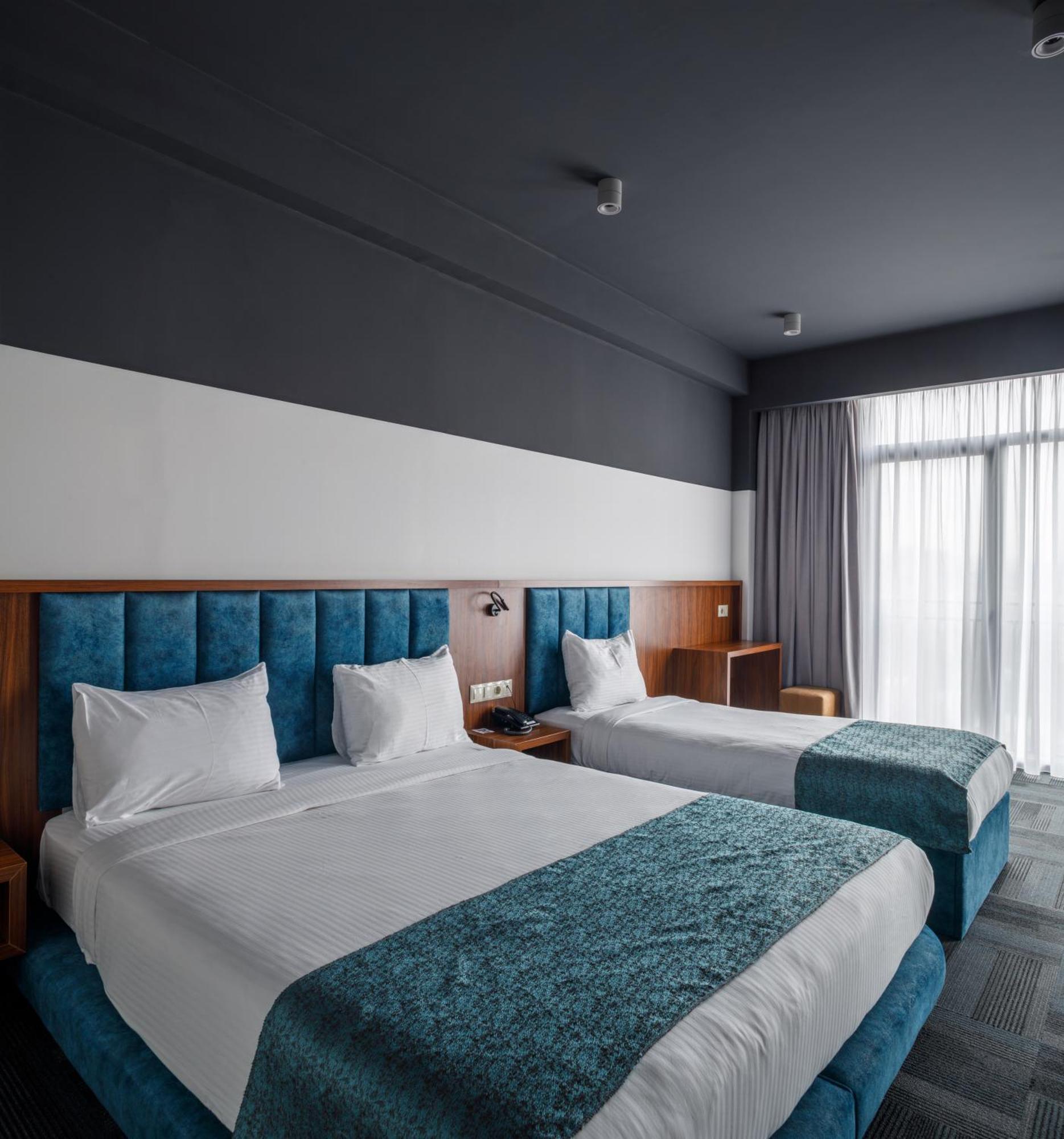 Address Inn Тбилиси Экстерьер фото