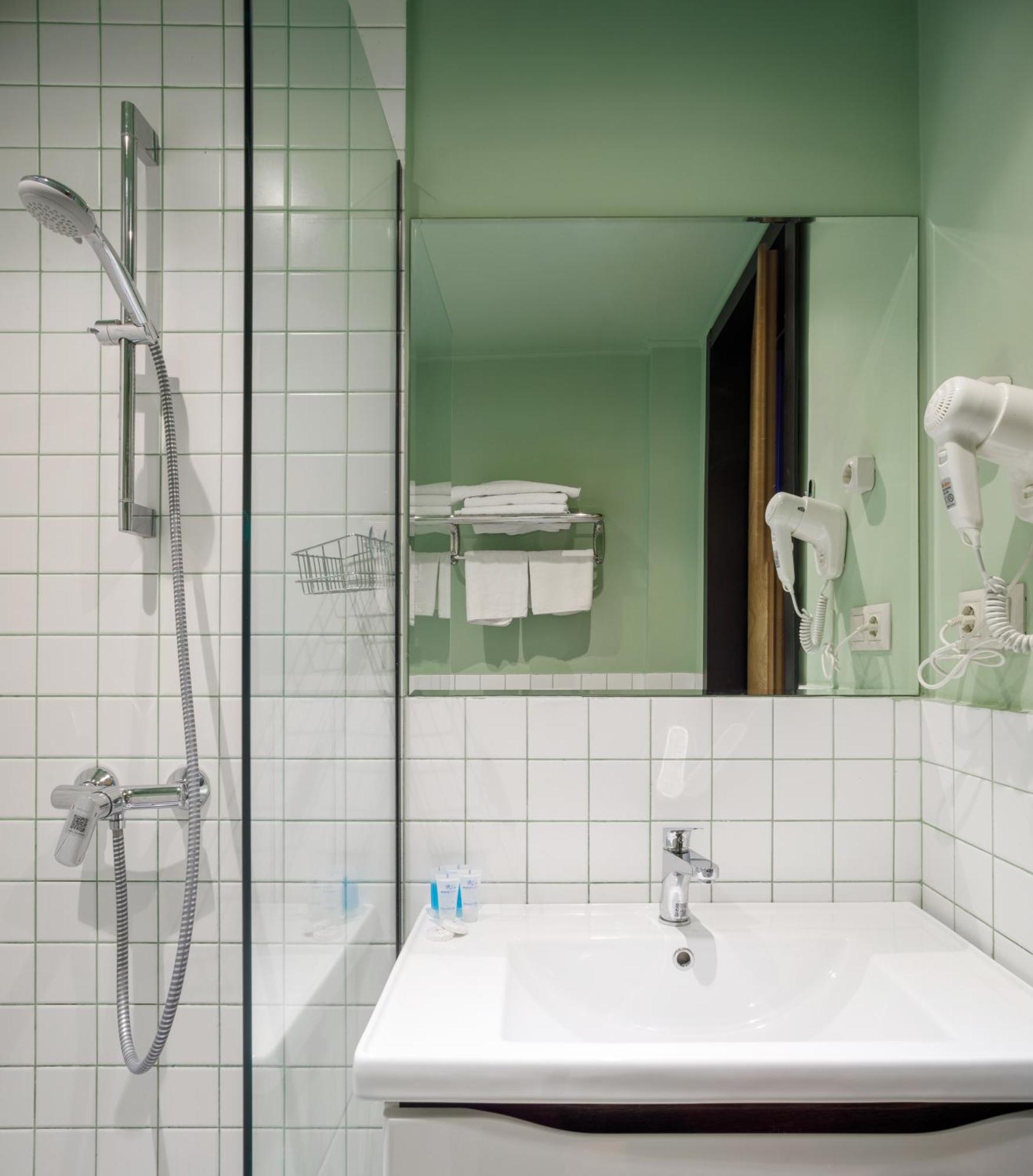 Address Inn Тбилиси Экстерьер фото