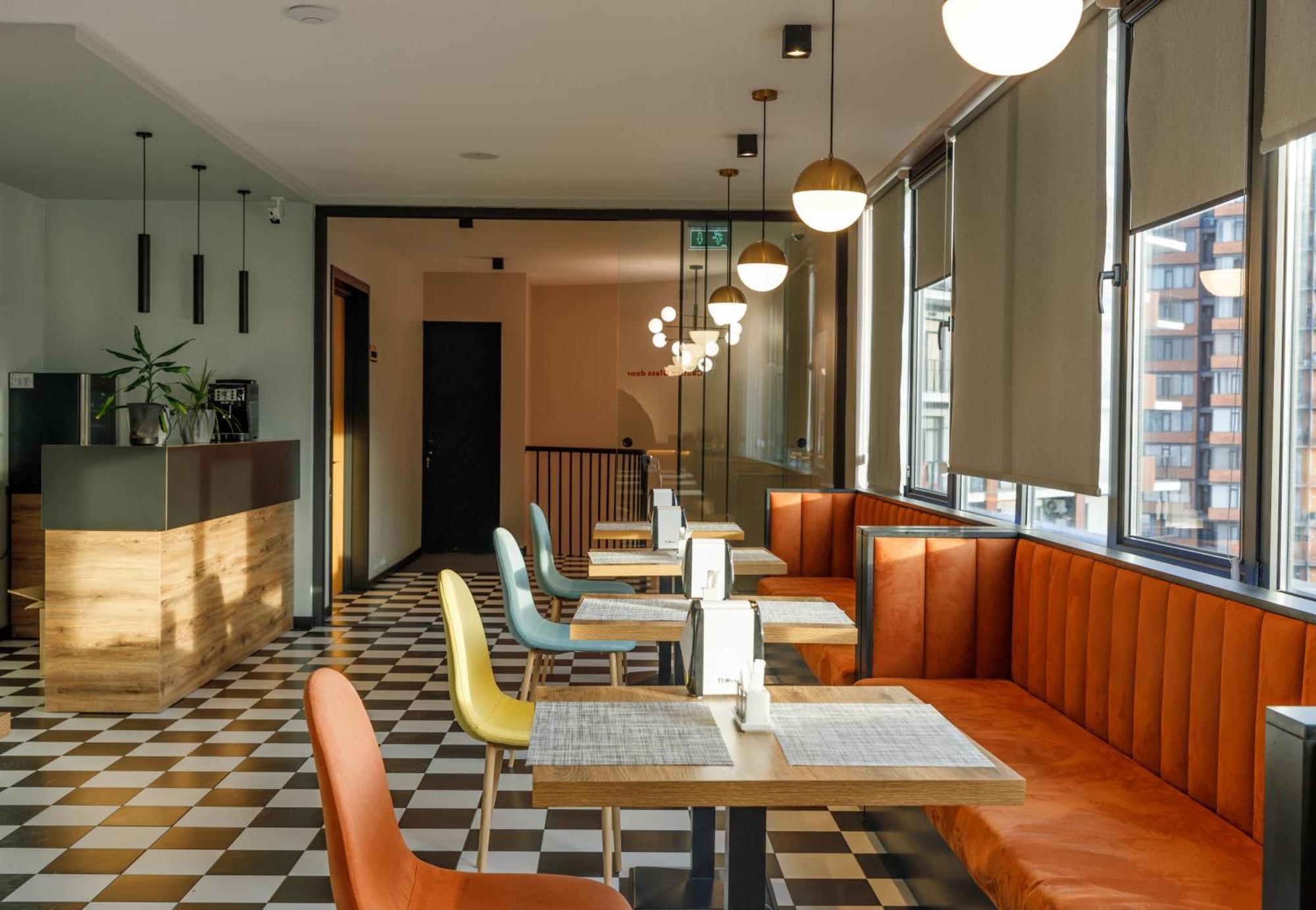 Address Inn Тбилиси Экстерьер фото