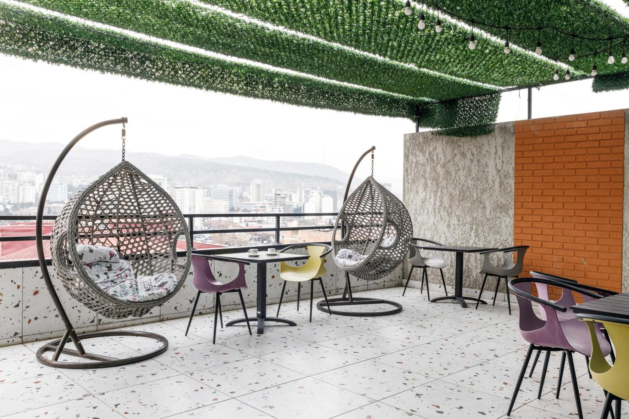Address Inn Тбилиси Экстерьер фото