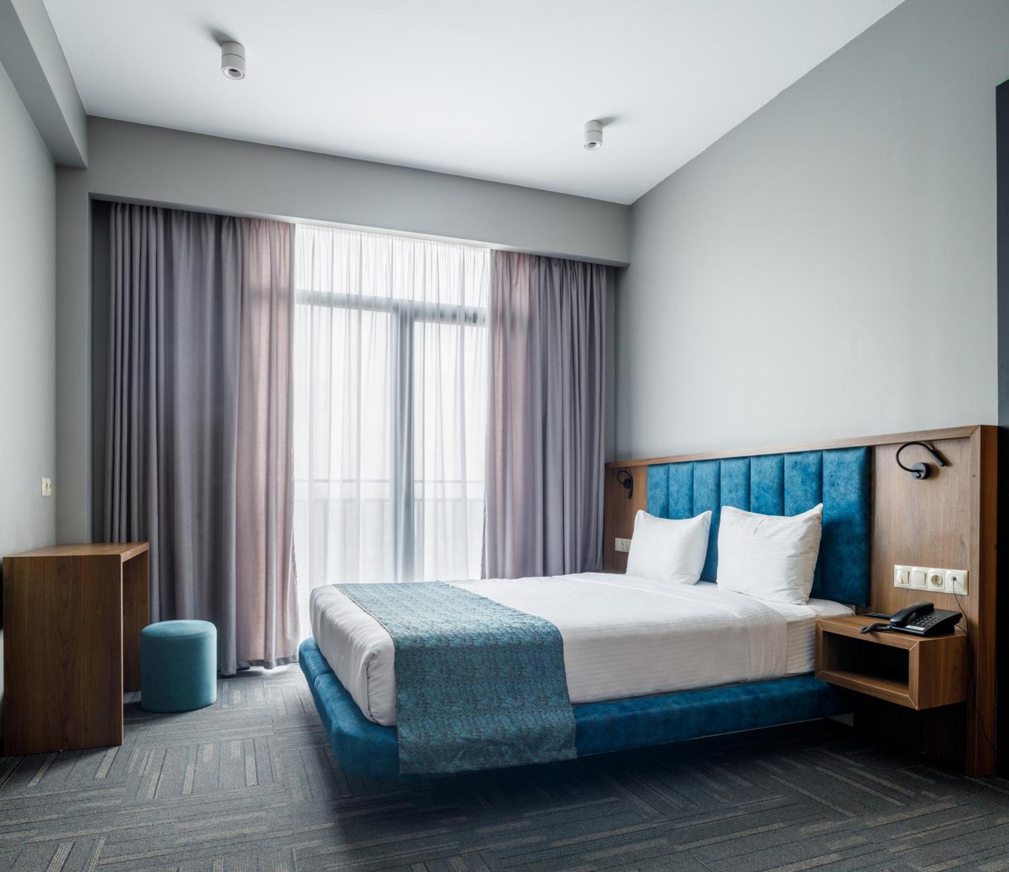 Address Inn Тбилиси Экстерьер фото