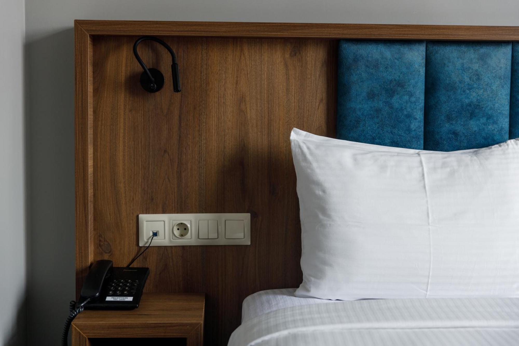 Address Inn Тбилиси Экстерьер фото