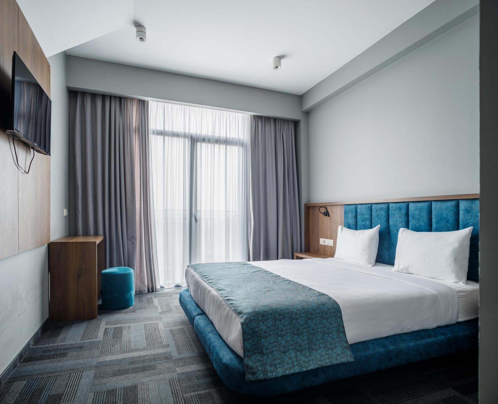 Address Inn Тбилиси Экстерьер фото
