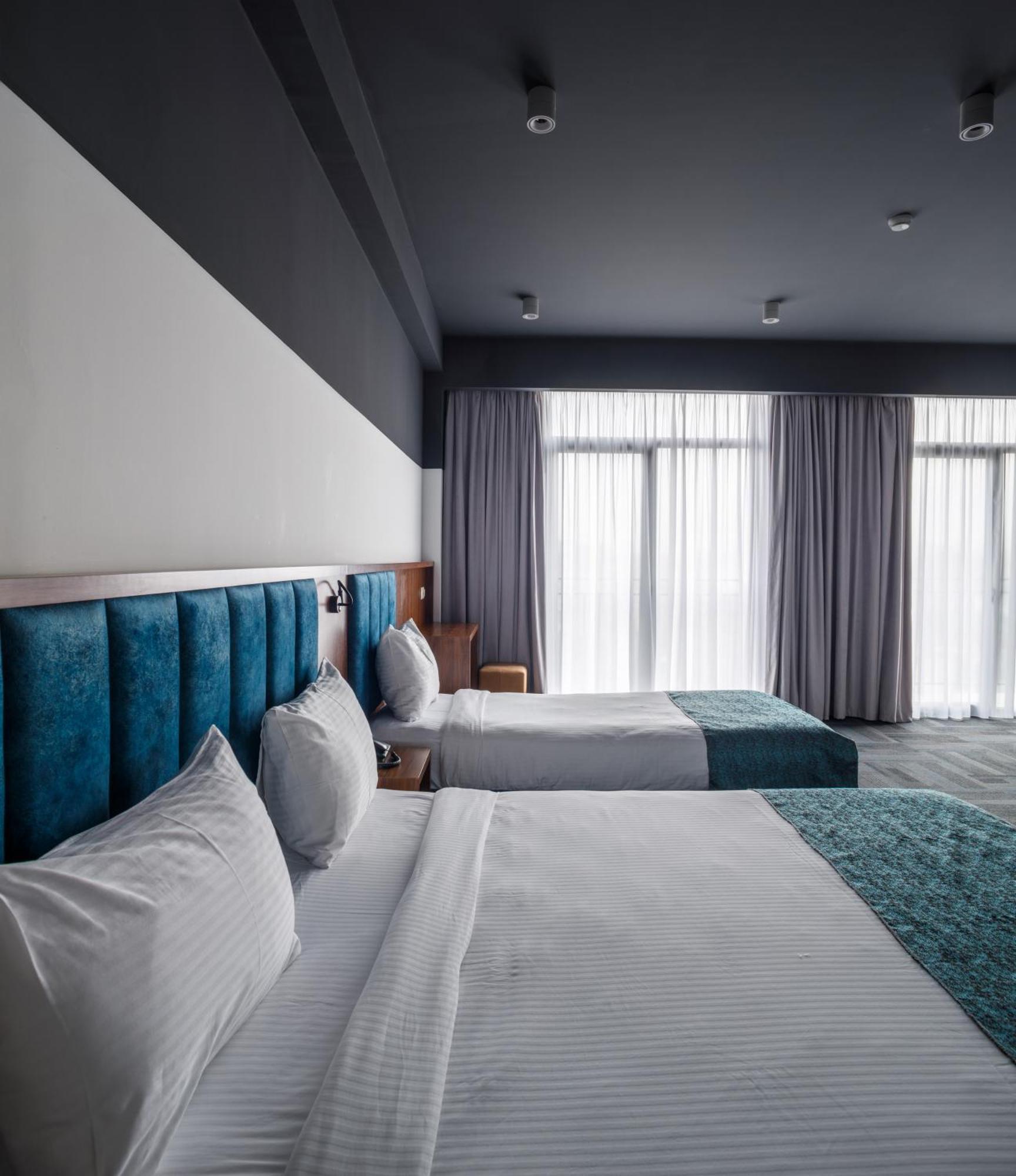 Address Inn Тбилиси Экстерьер фото